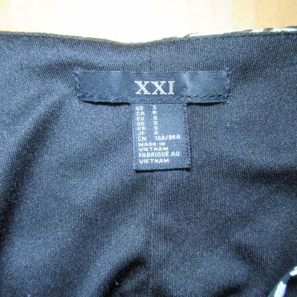 🖤 Rare XXI Black & White Tribal Print Maxi Dress | Size Small - Picture 7 of 9